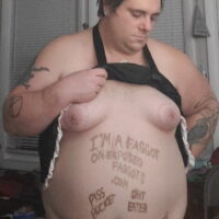 Dum faggot
