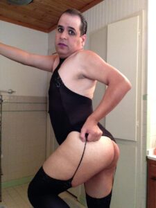 Oscar Gonzalez Sissy Faggot For All to See,Share,and Expose.