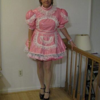 Chrisissy-Sissy-Play-Doll-Maid-468×600