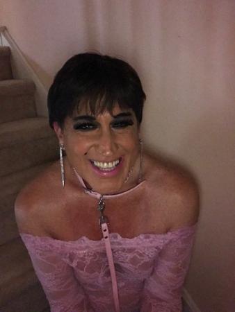 Alani Pink Collar
