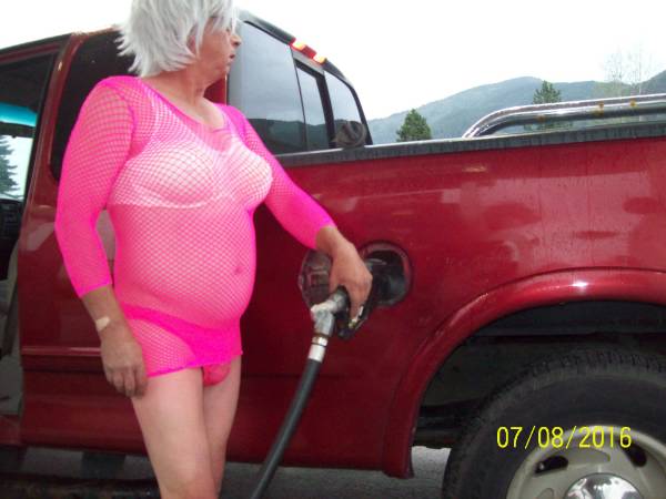 2452386p08at the gaspump