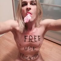 Sissy Faggot Loser Niels 002 